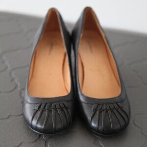 Vintage Roberto Vianni Collection Leather High Heels.